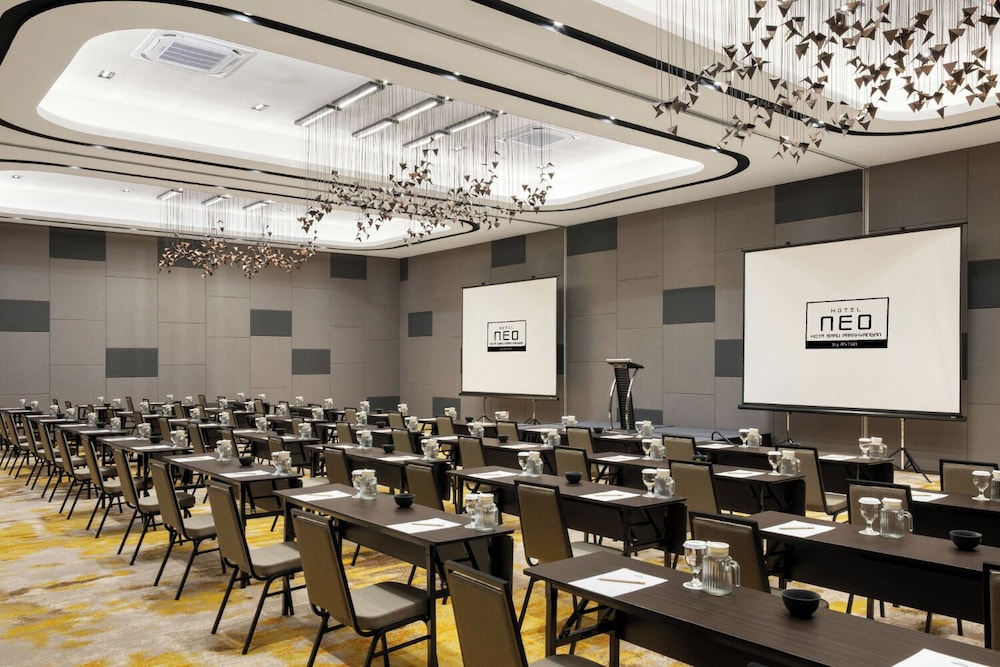 Hotel Neo Kota Baru Parahyangan 78/88