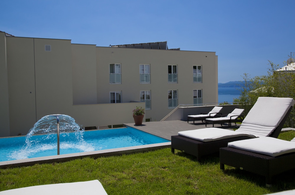 Hotel Laurus 78/82