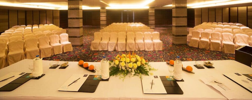 Golkonda Resorts Spa 37/49