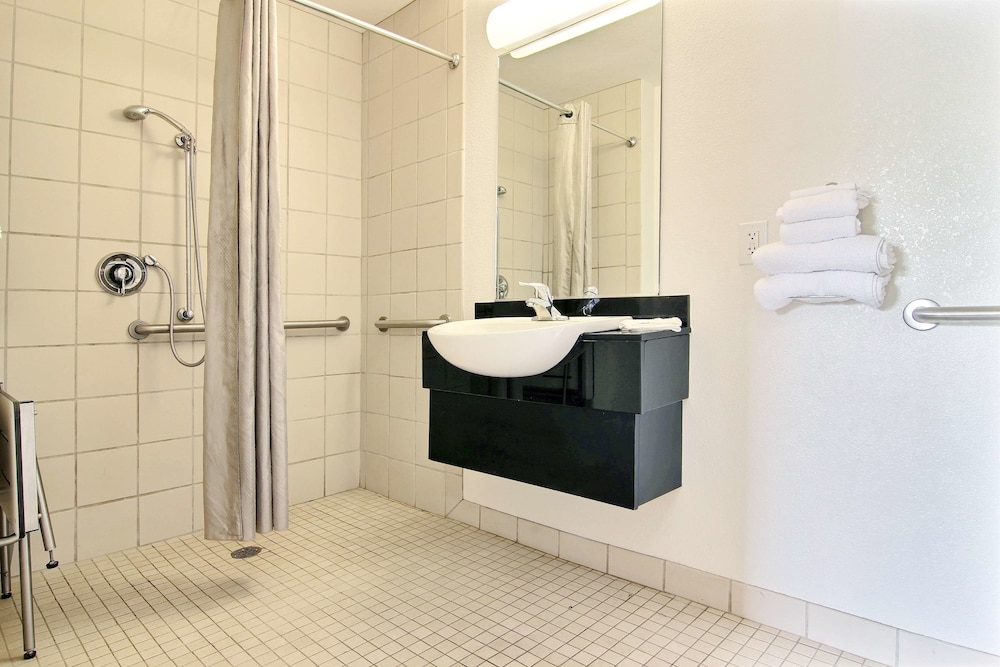 Motel6 Albuquerque, NM - Midtown 49/50