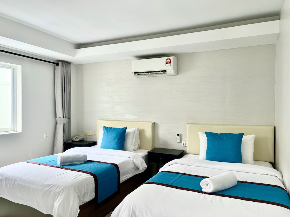 Mary Beach Hotel and Resort 12/50