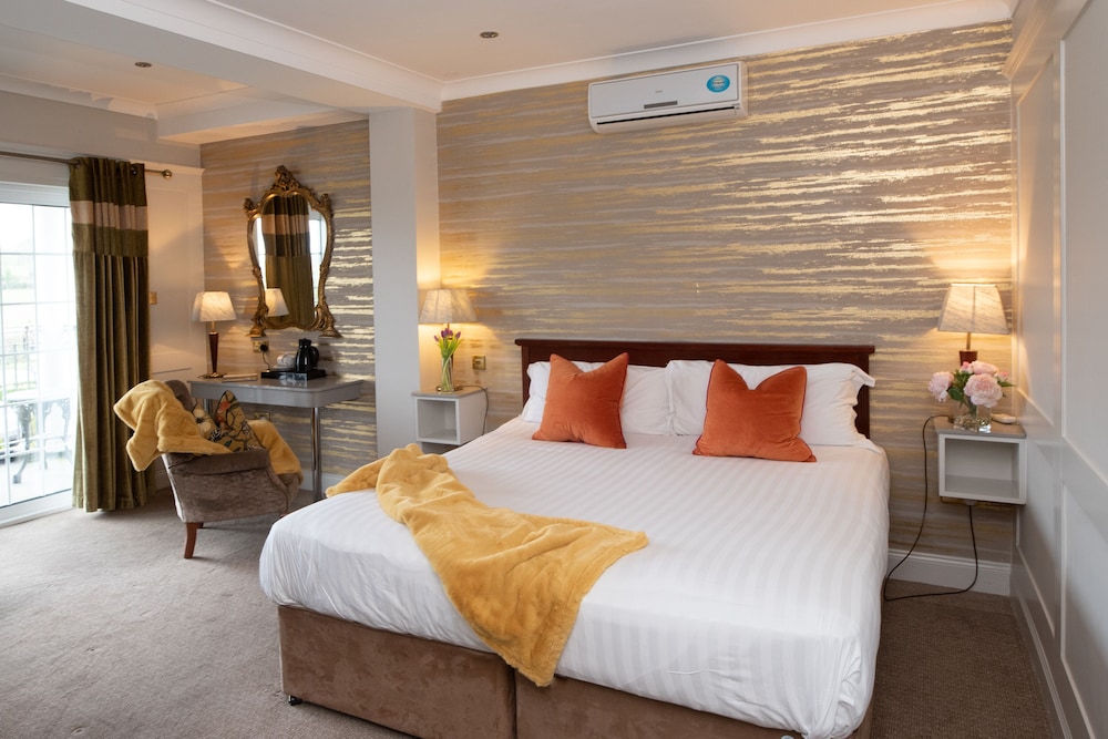Whitford House Hotel 10/53