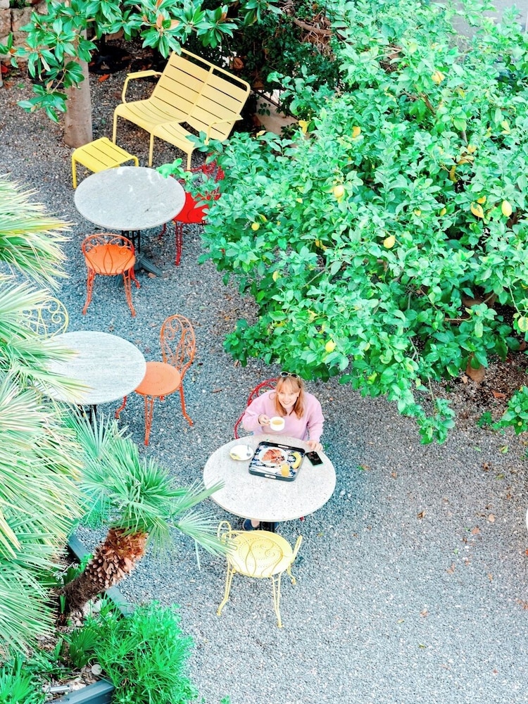 Hotel Lemon 40/50