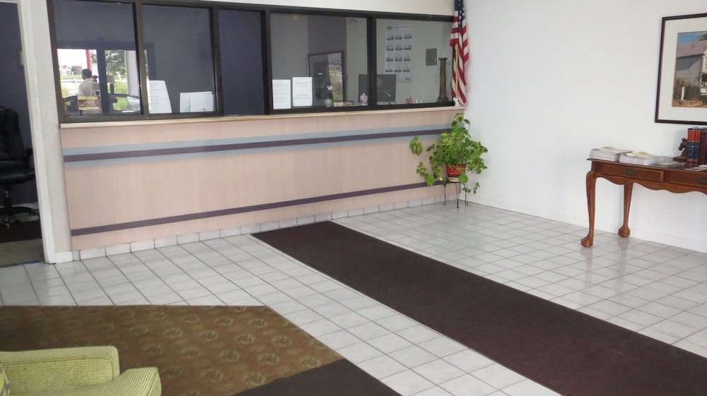 Travelodge by Wyndham Richmond Kentucky 4/35