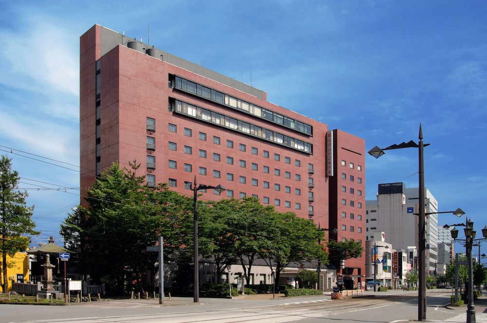 Toyama Manten Hotel 57/61