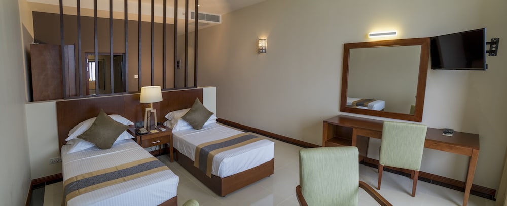 Sooriya Resort & Spa 10/50