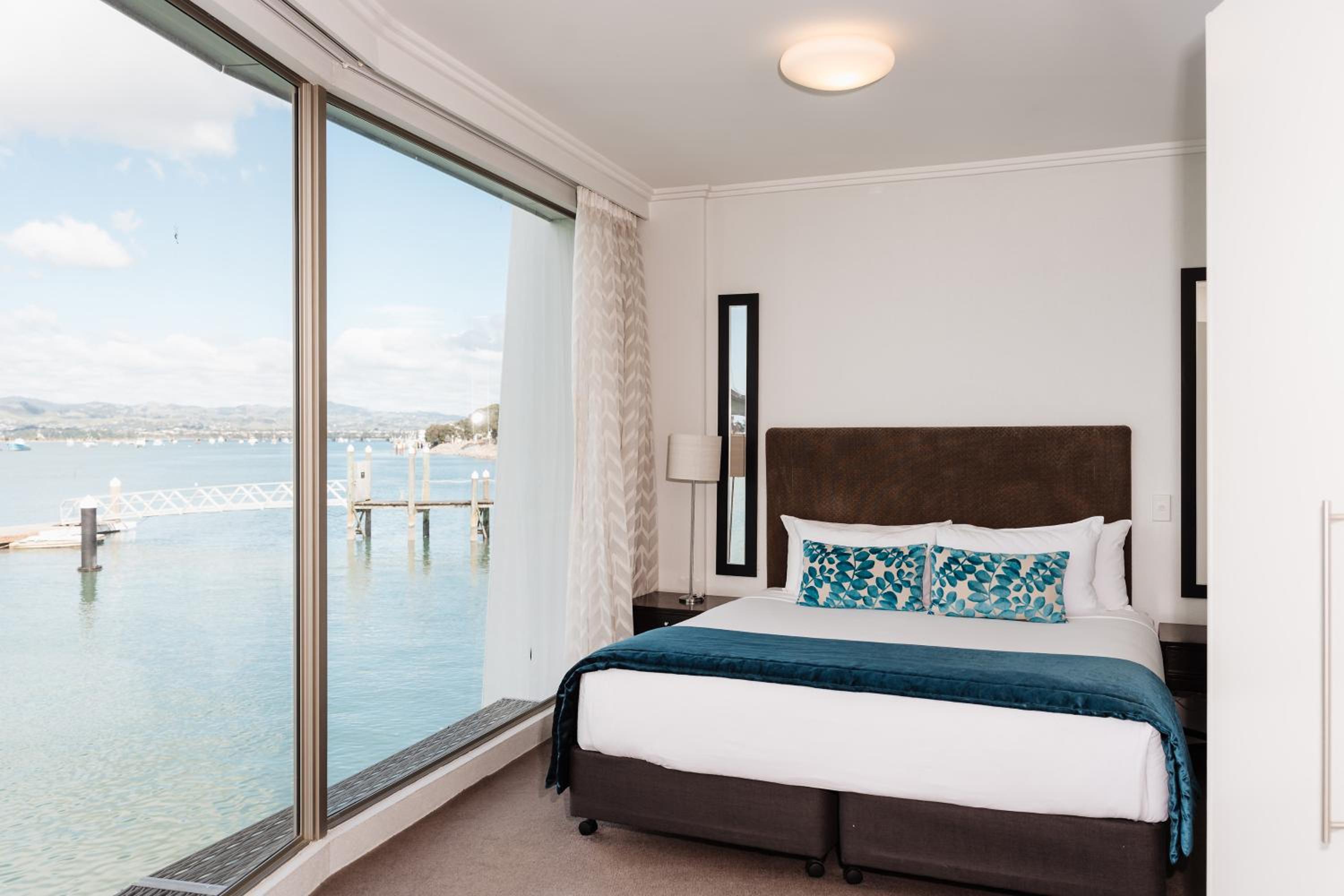 Overwater, Executive