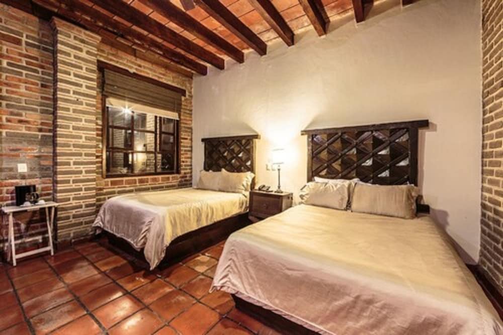 Hotel Quinta San Carlos 16/66