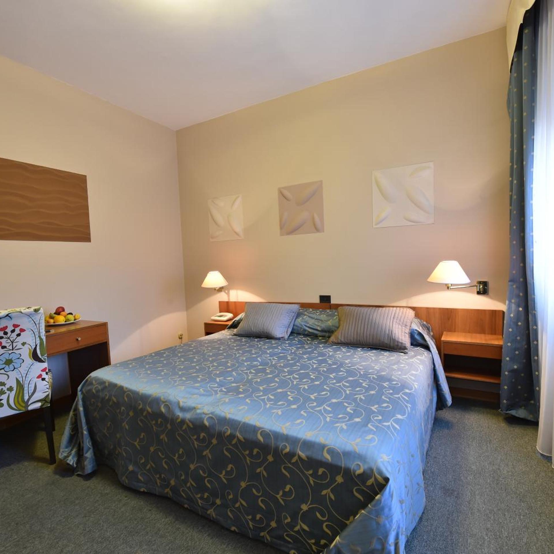Ambra Hotel 5/26
