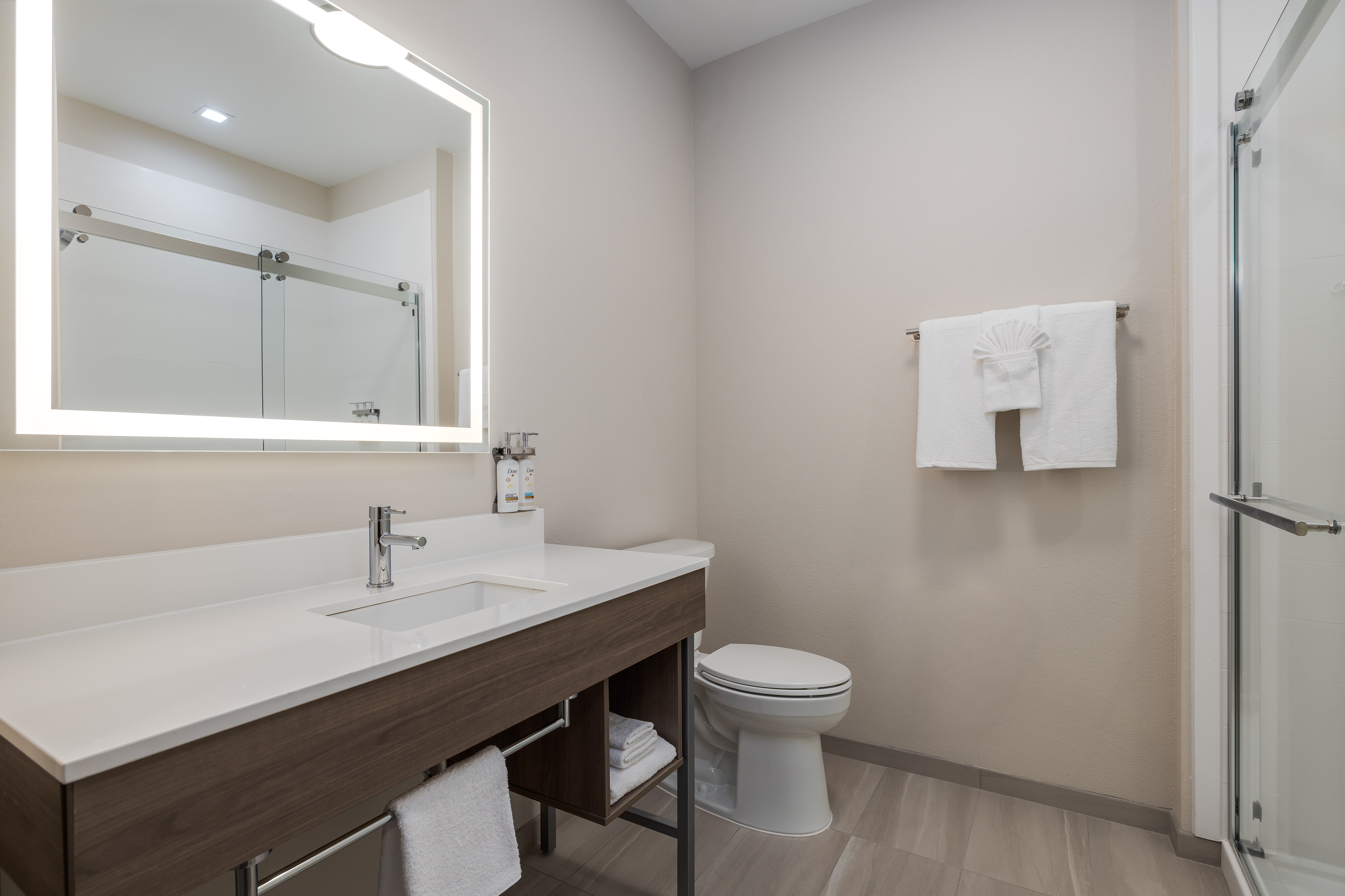 جناح بسرير كينج، Holiday Inn Express & Suites Nacogdoches Southwest by IHG 5/7