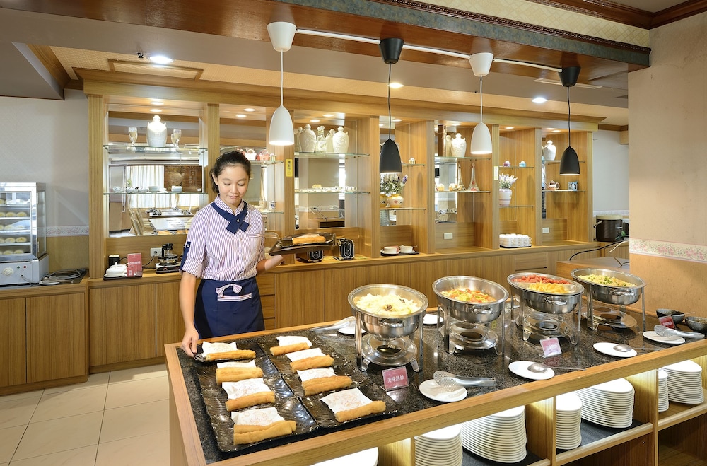 Jinsha Lake Side Hotel 34/49