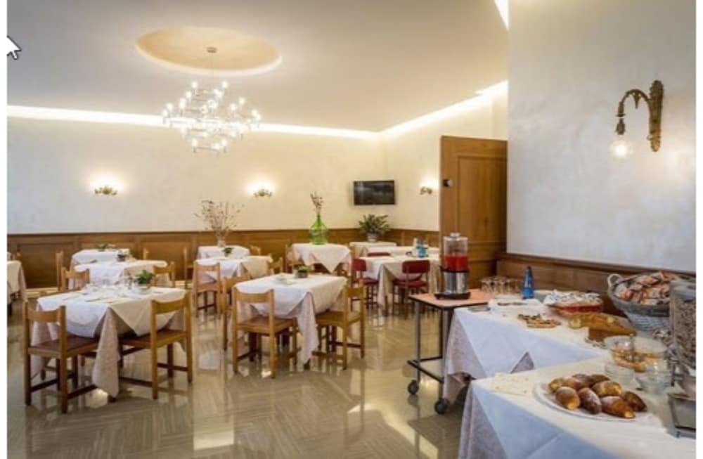5 Miglia Hotel & Spa 58/66