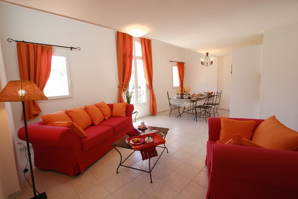 Residence Lagrange Vacances Le Domaine De Bourgeac 8/29