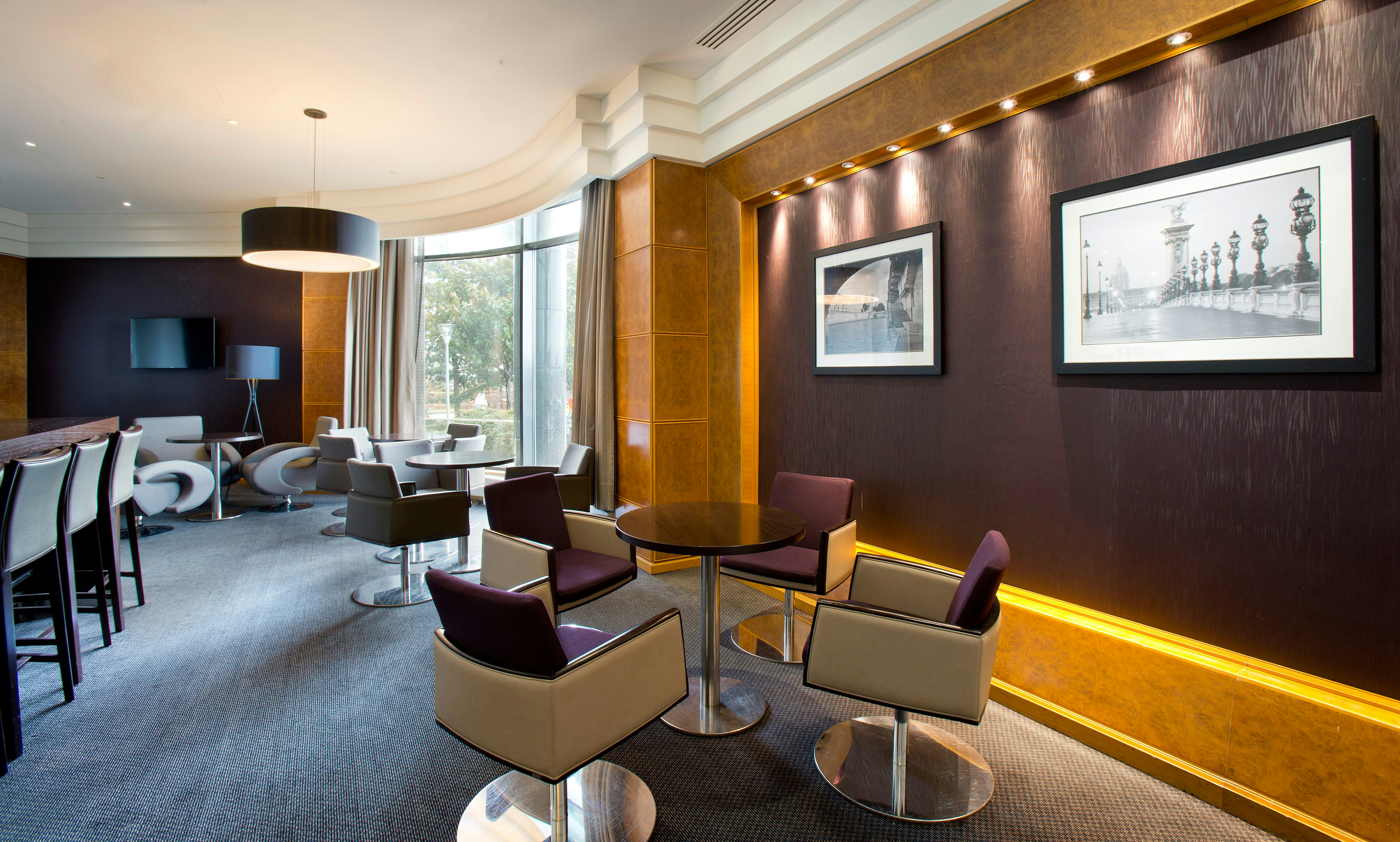 Hilton Paris Charles De Gaulle Airport 83/84