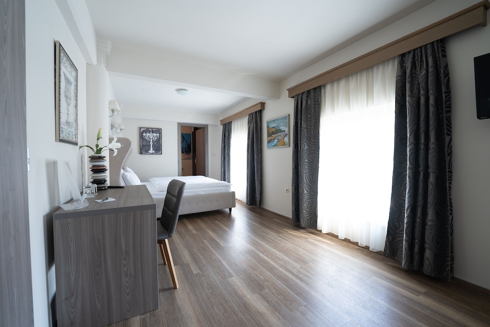 Hotel Piran 32/42