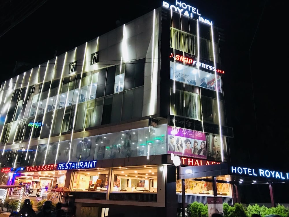 Hotel Royal Inn 1/49