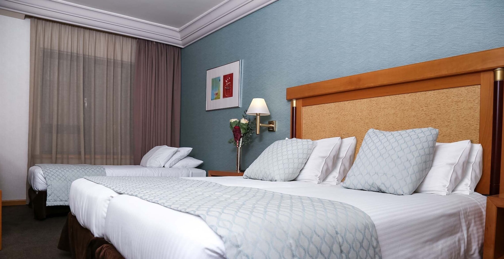 CONNECTING, FAMILY, DOUBLE AND TWIN BEDS