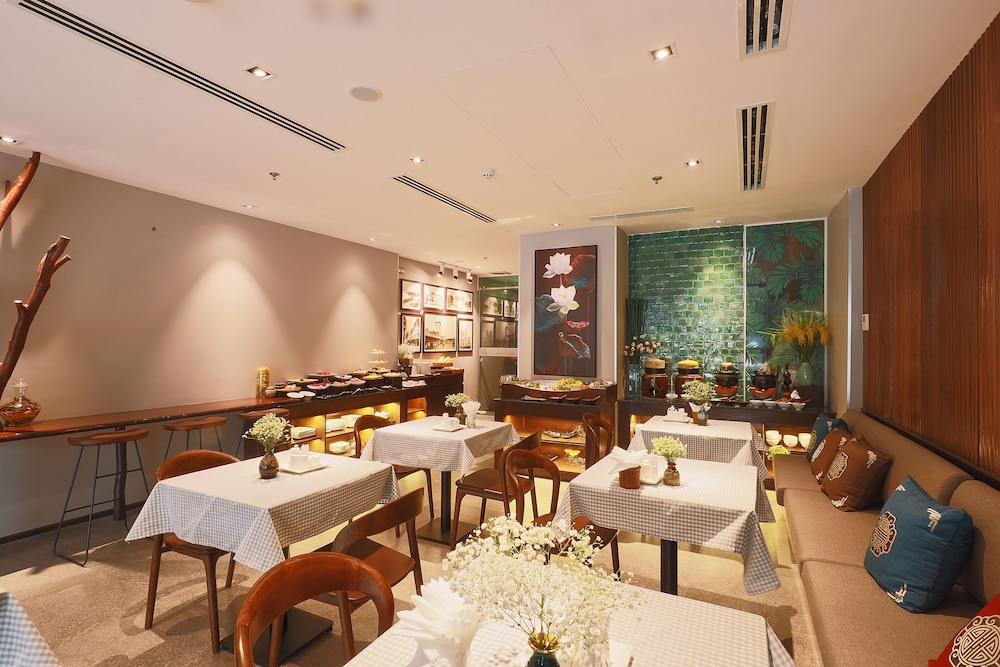 Cherry Boutique Hotel 40/50