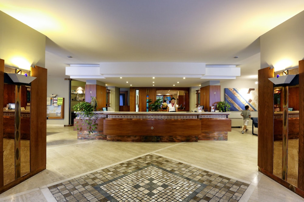 Grand Hotel President 6/50