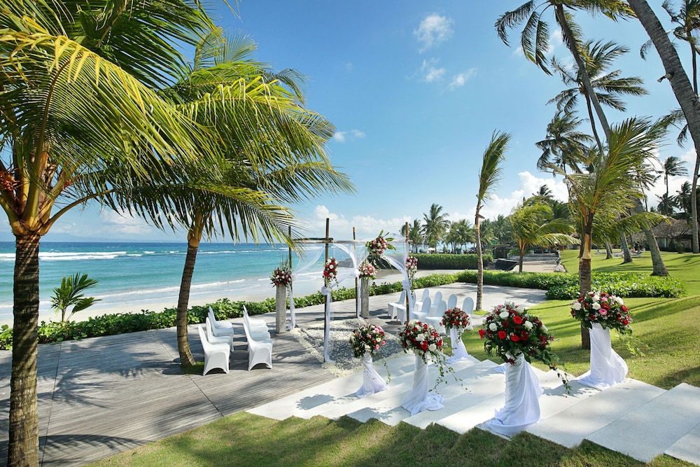 Candi Beach Resort And Spa 42/52