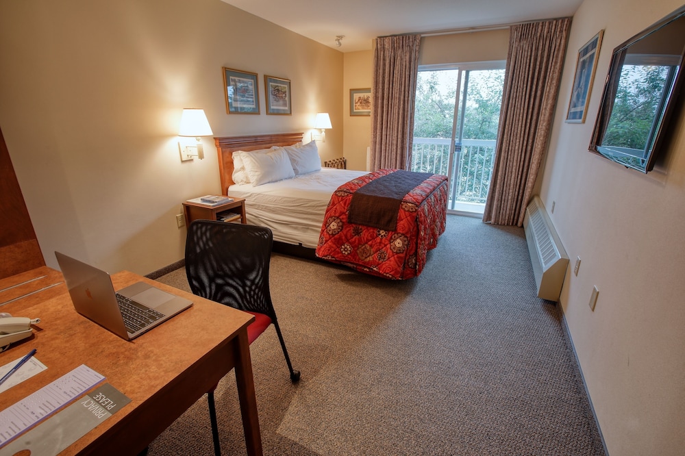 Bear Lodge At Wedgewood Resort 12/37