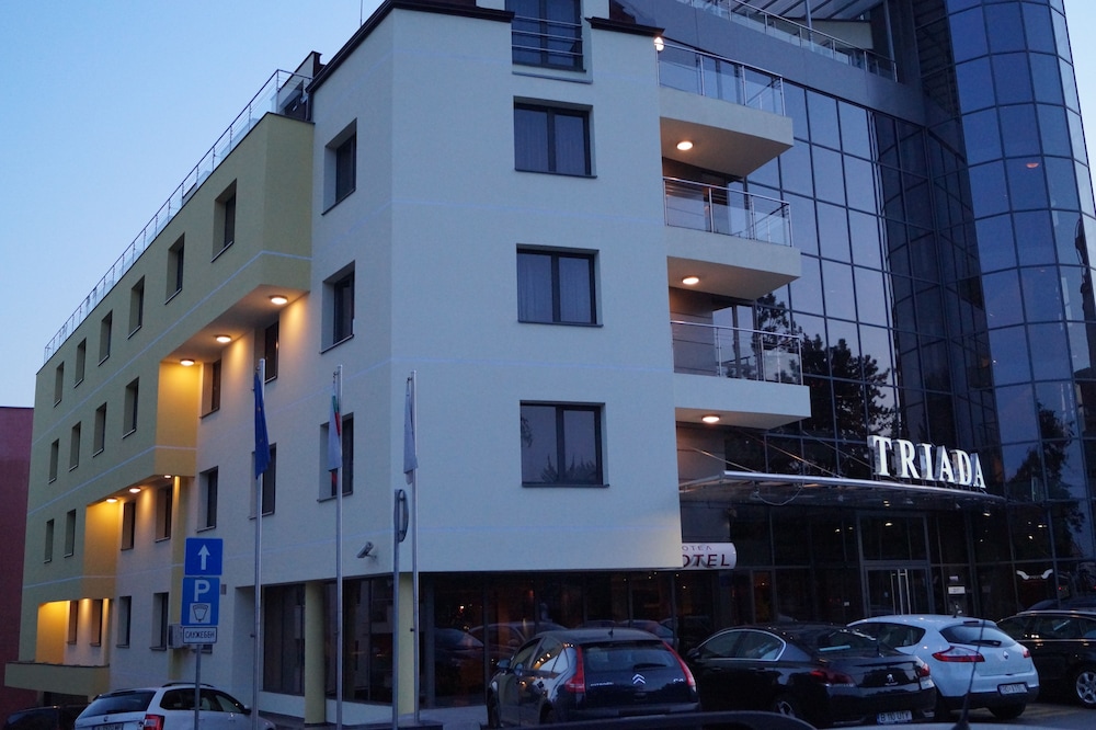 Hotel Triada 6/76