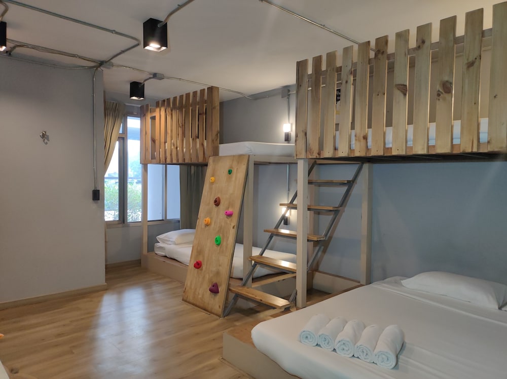Arch39 Art & Craft Hotel 48/75