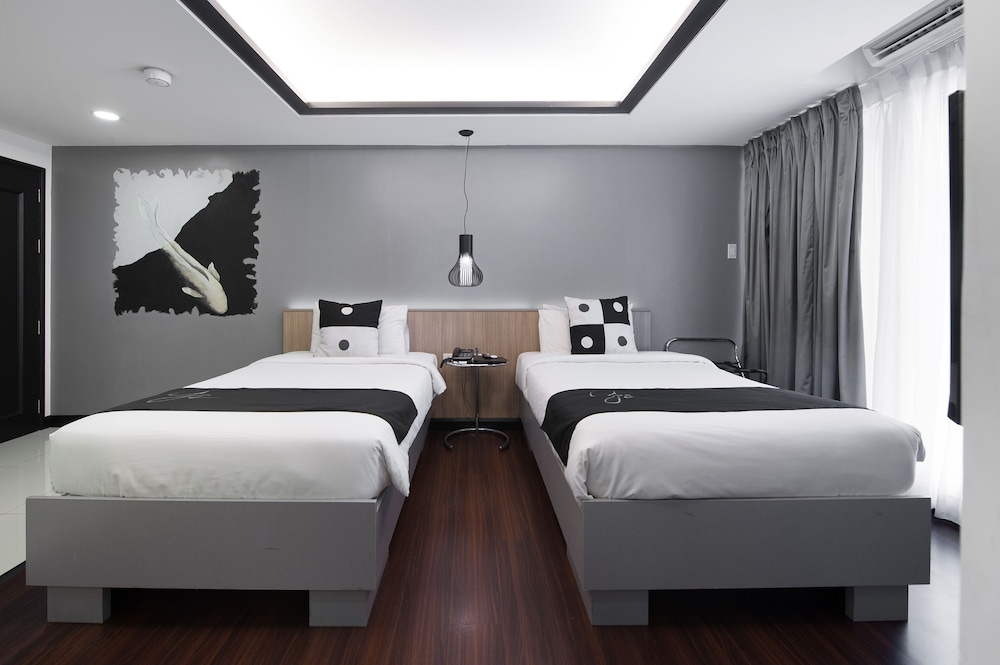 Y2 Residence Hotel 21/68