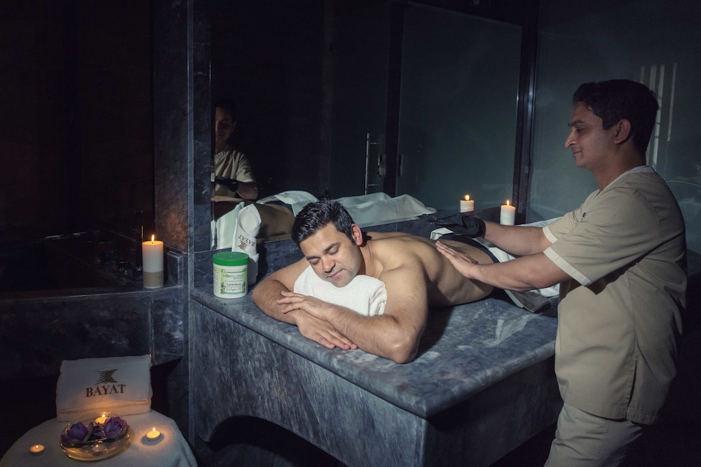 فندق بيات(Bayat Hotel) 31/65