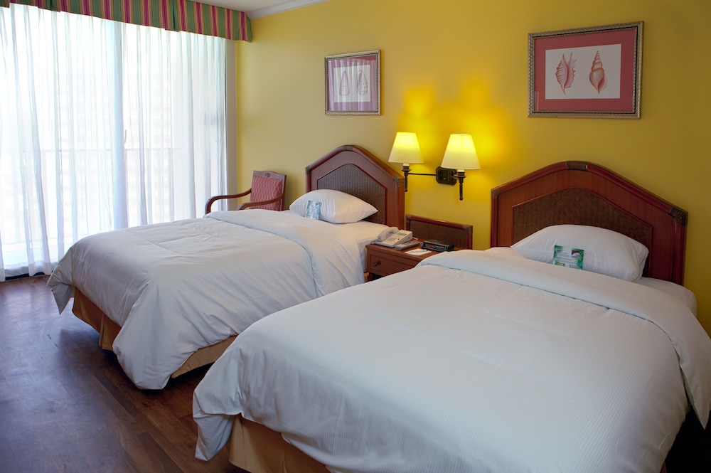 Guam Reef Olive Spa Resort 23/77