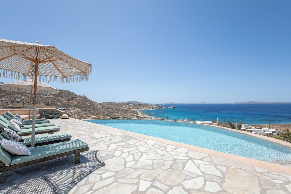 Anerousses Mykonian Traditional Houses 38/50
