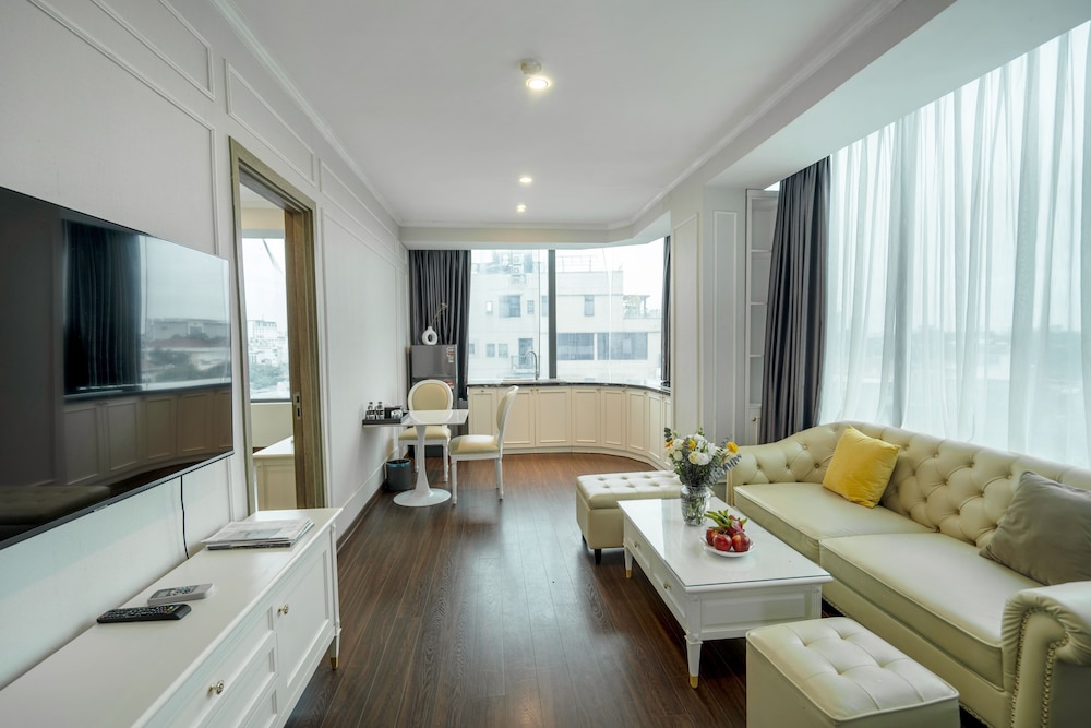 Ivy Luxury Hotel & Apartment 38/55