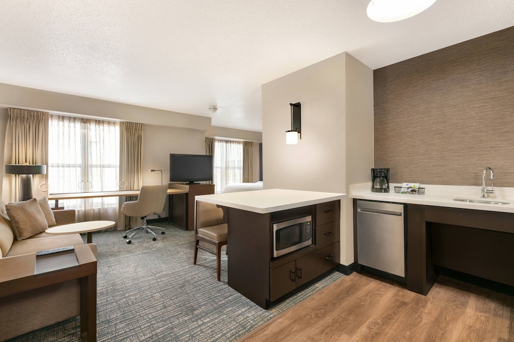 Residence Inn By Marriott West Springfield 23/35