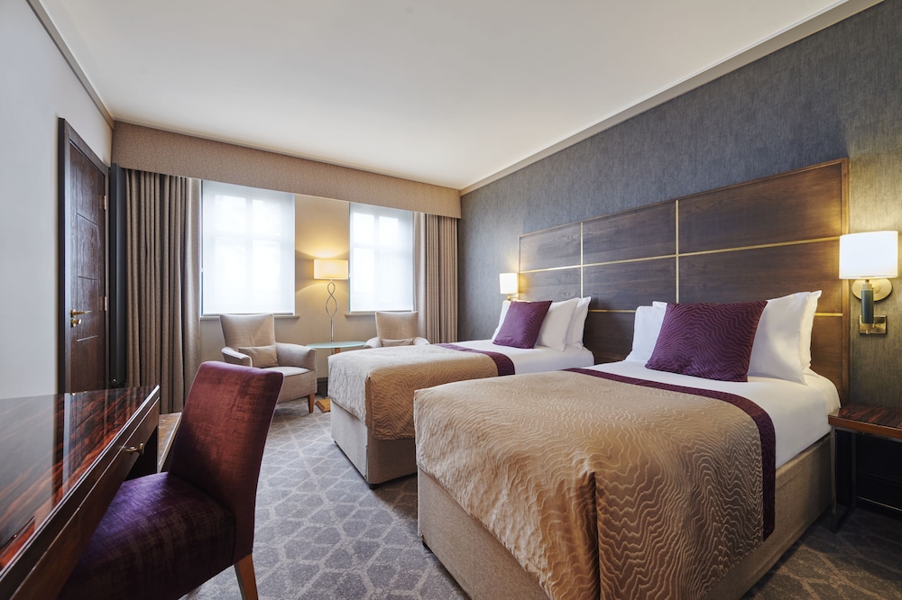 CLASSIC, TWIN BEDS