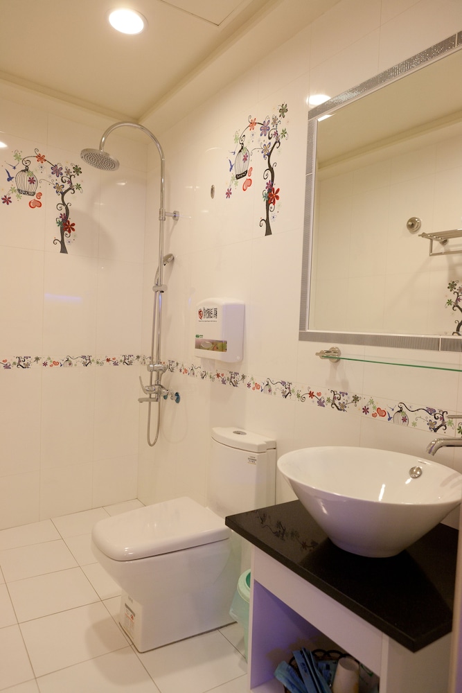 Ibiza Kenting Hotel 27/28