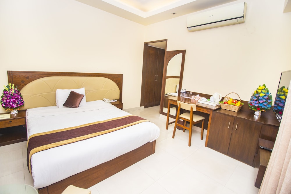 Unique Regency Hotel Dhaka 27/65