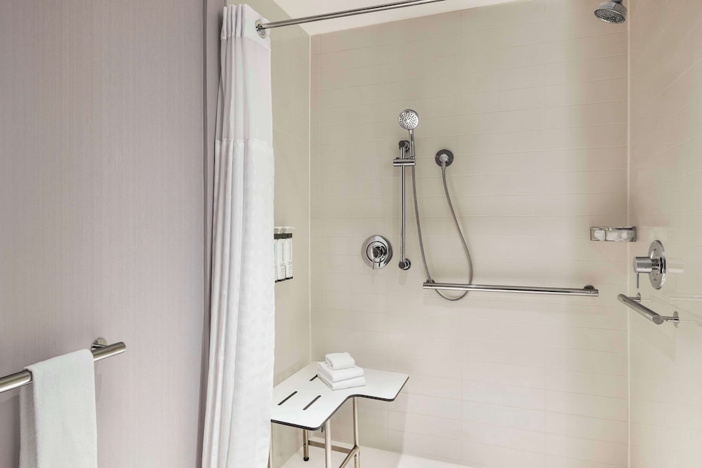 Hyatt Place Columbus/Polaris 36/37
