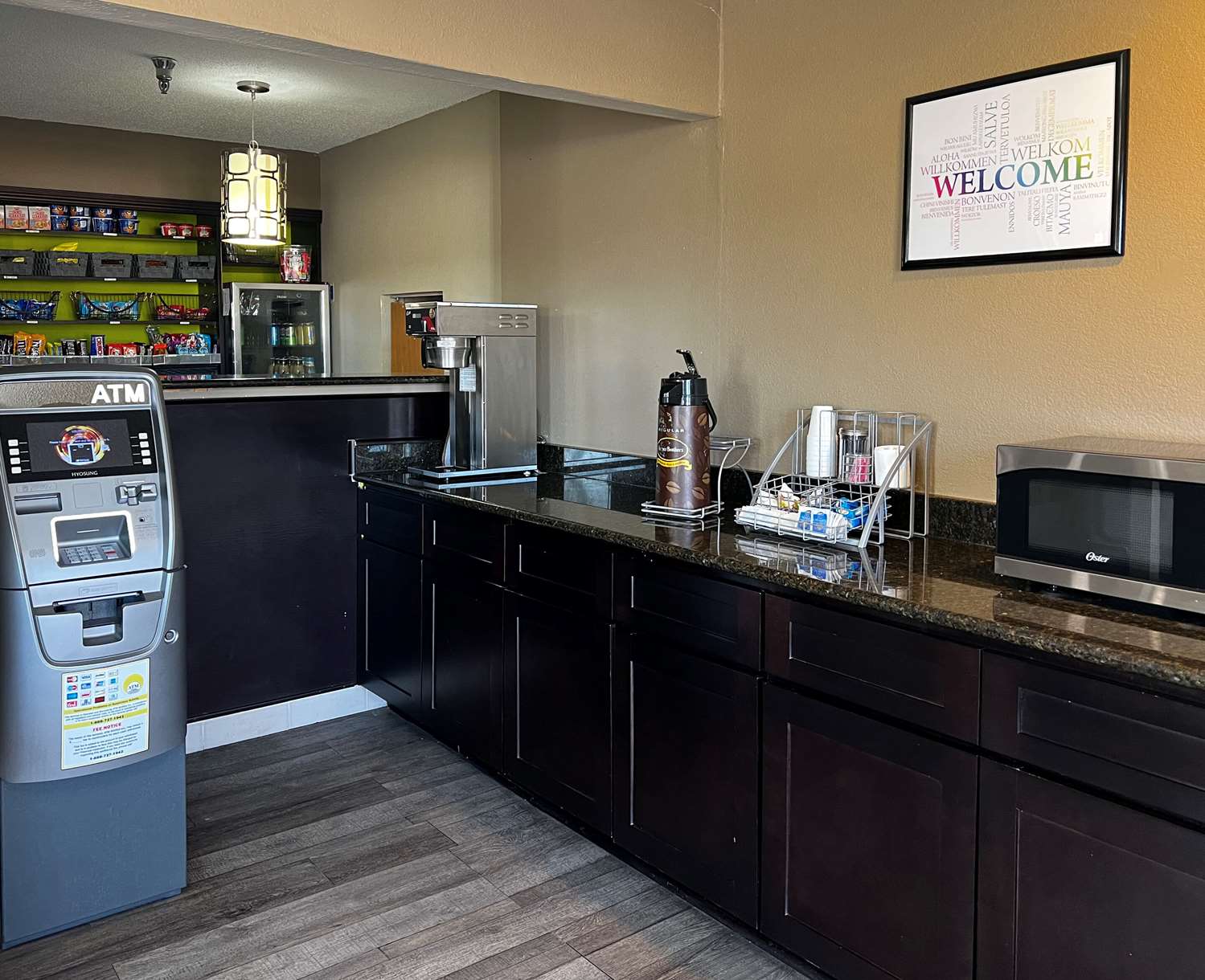Econo Lodge Spring Lake near Fort Bragg 8/16