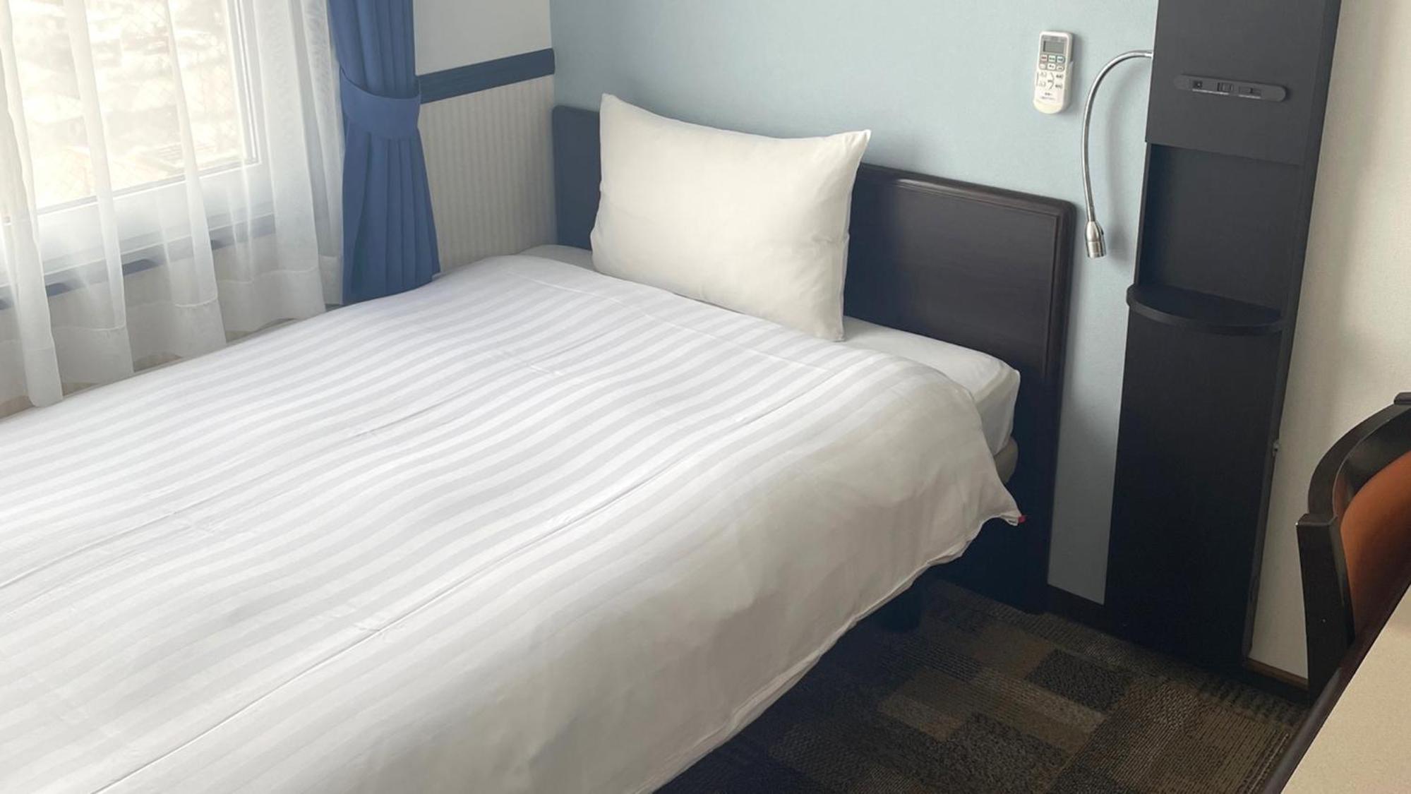 Room, Single, Electronic Cigarette Only, Smoking