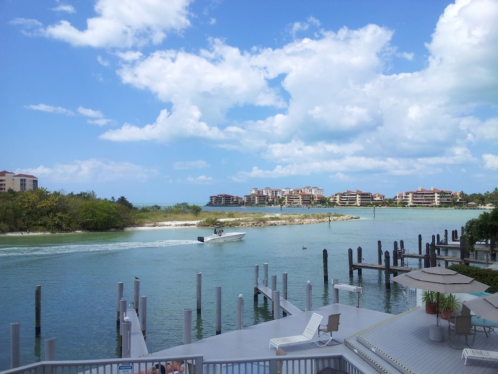 The Boat House Marco Island 50/59
