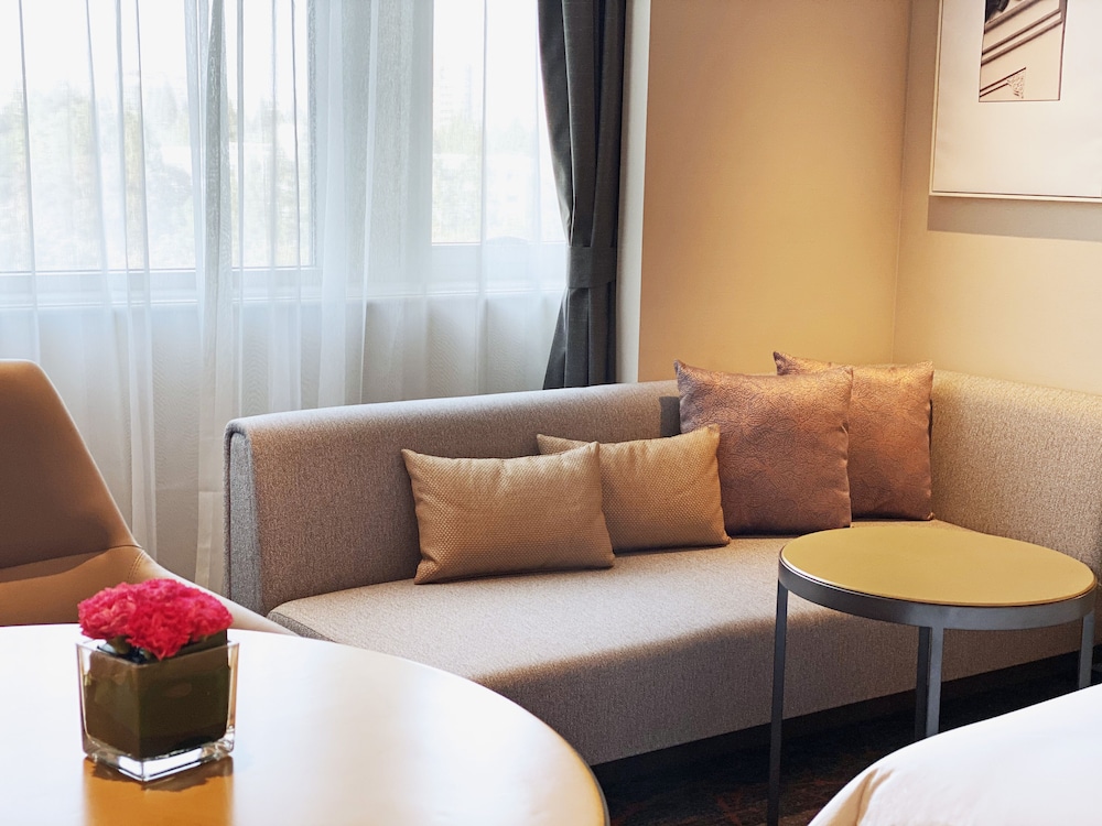Crowne Plaza Fudan 35/60