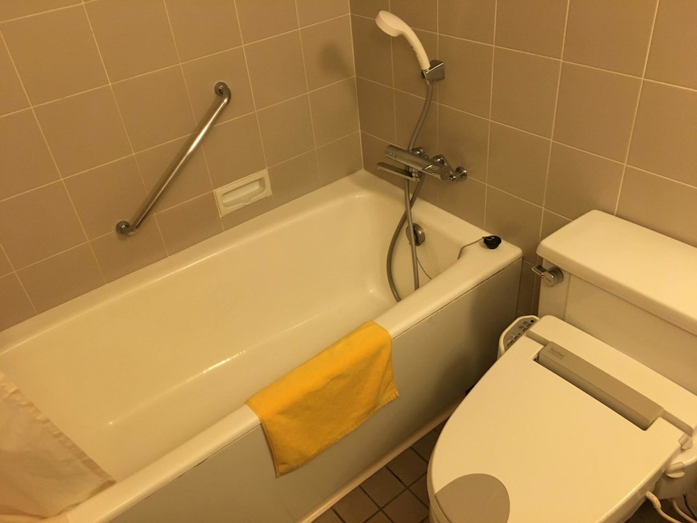 Kashiwa Plaza Hotel 27/29