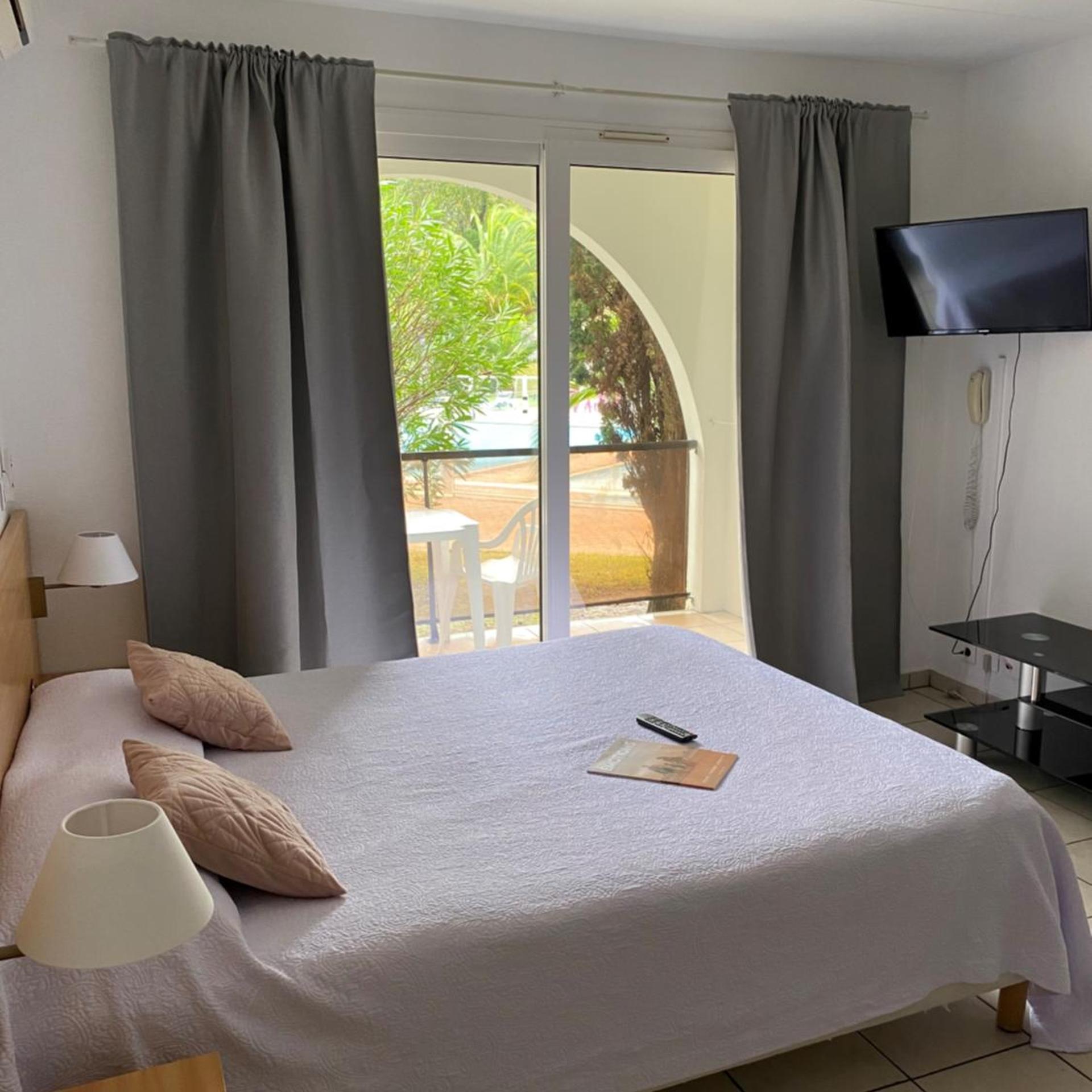 Studio, Pool View, Hotel Residence Anglet Biarritz Parme 9/10