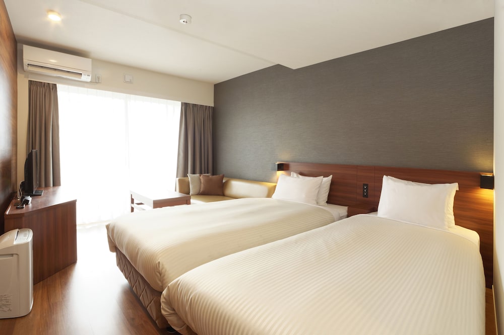 2 ROOMS, STANDARD, TWIN BEDS