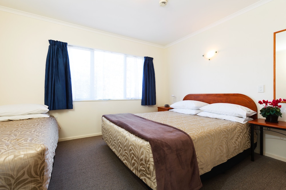 Elliotts Kapiti Coast Motor Lodge 6/26