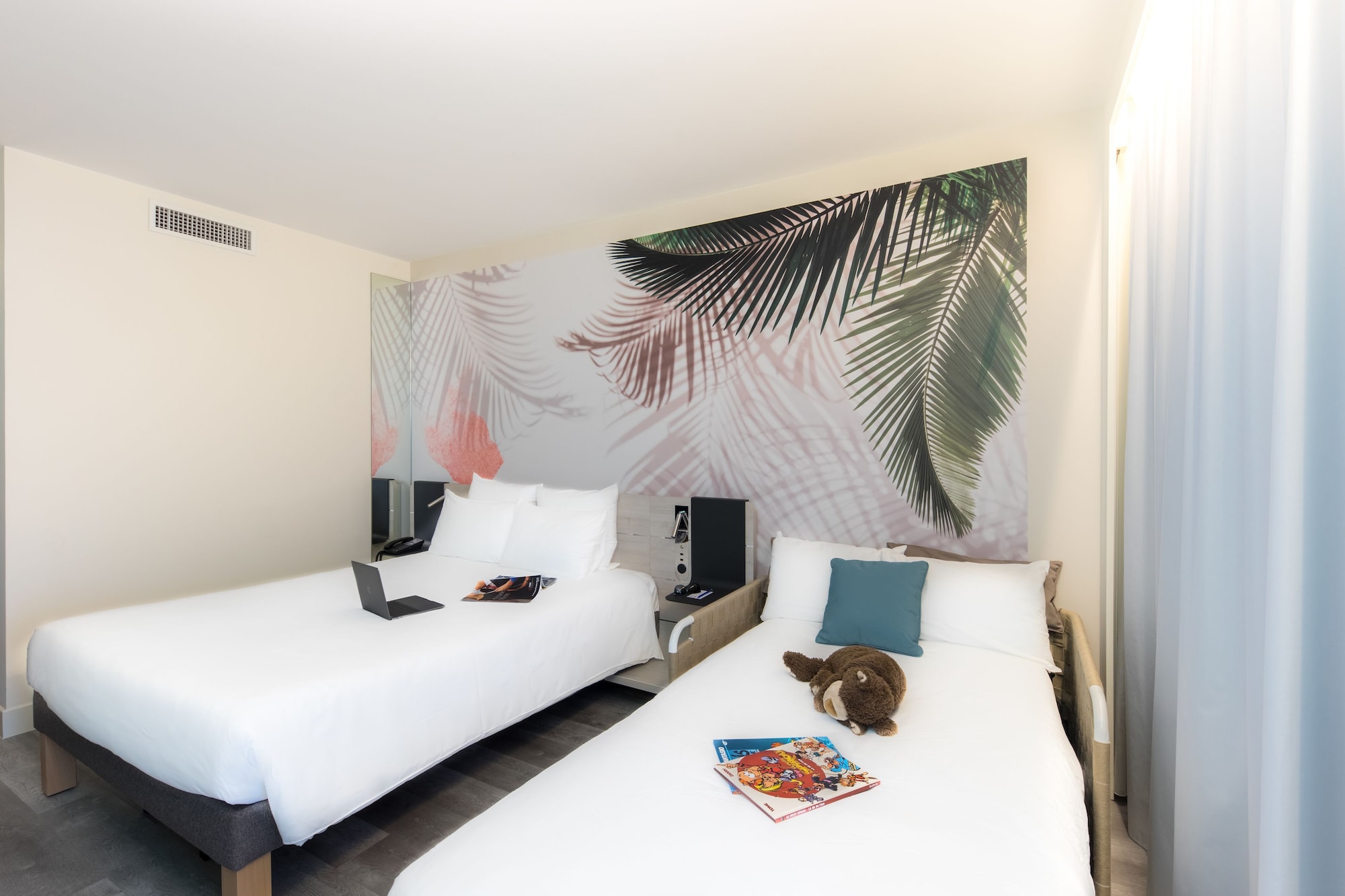 Riviera, Superior, Double Bed, Sofa