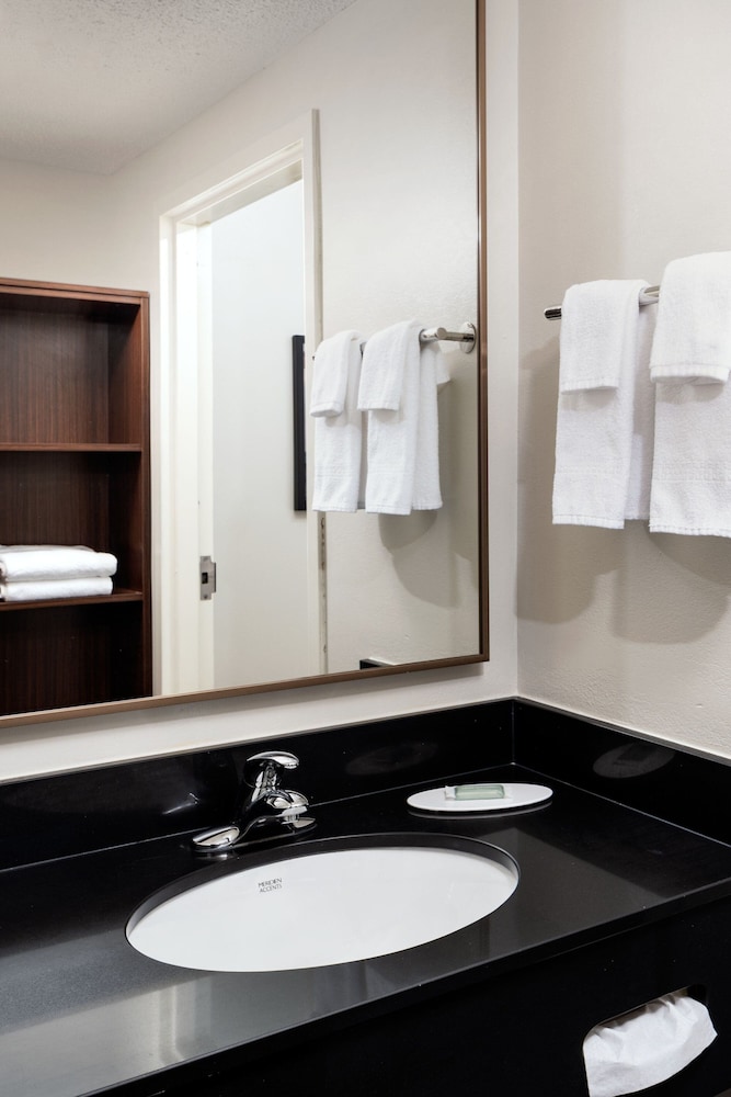 Fairfield Inn And Suites Jacksonville 44/47