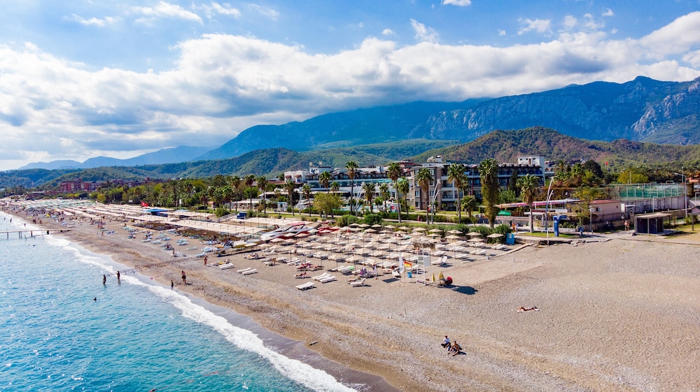Istanbul Beach Hotel 46/50