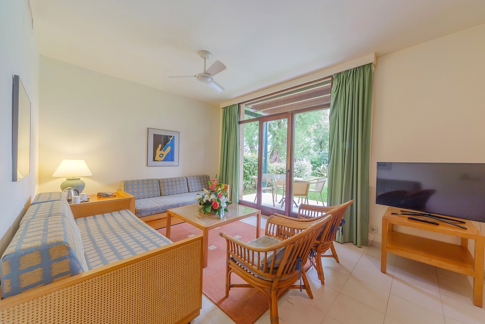 PortBlue Club Pollentia Resort and Spa 49/68