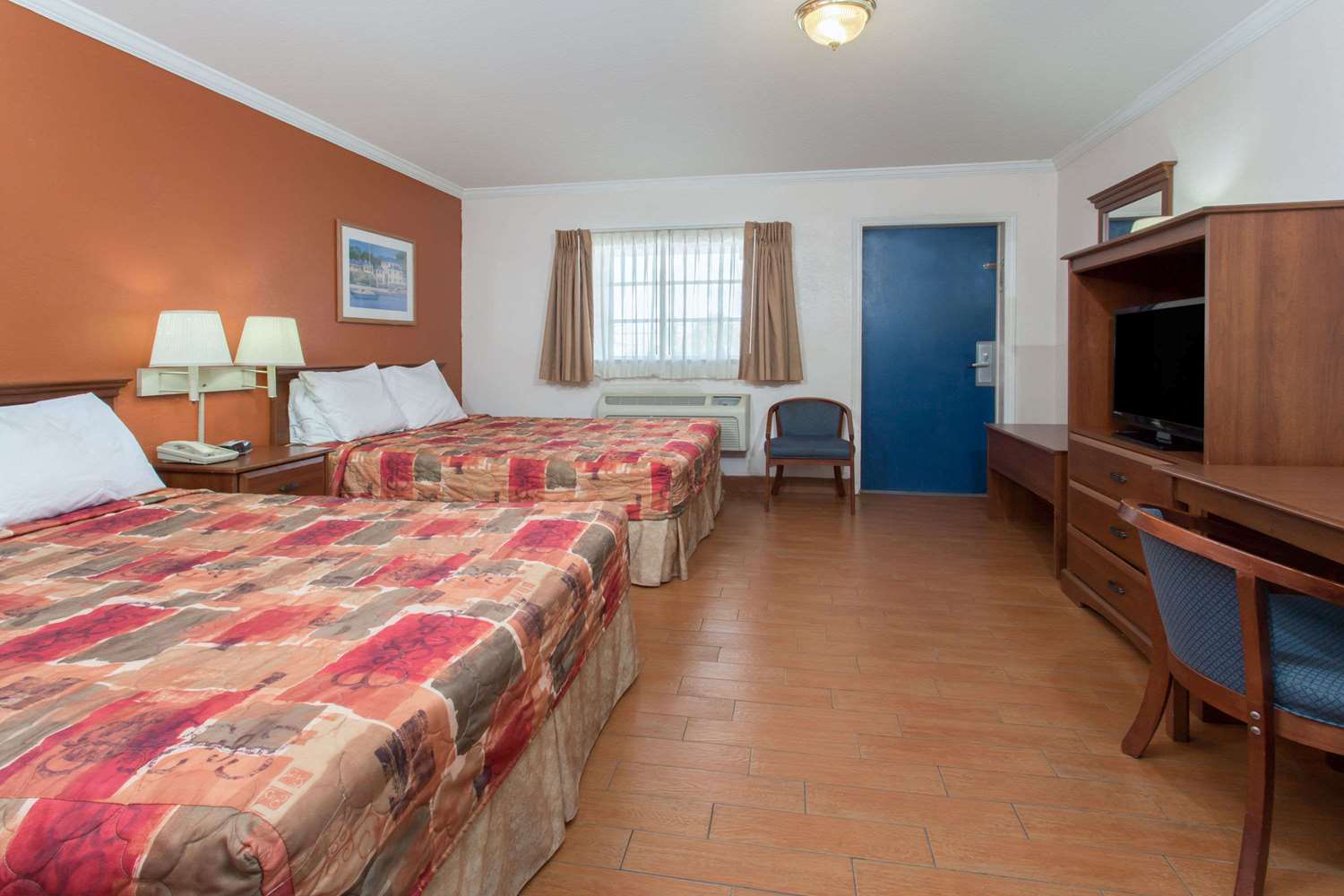 room, 2 queen beds